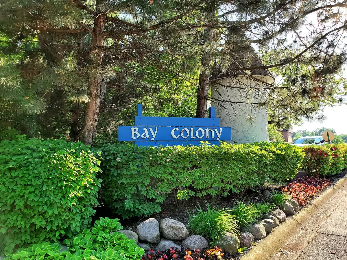 9374 Bay Colony Drive #2S, Des Plaines, IL 60016 - #1