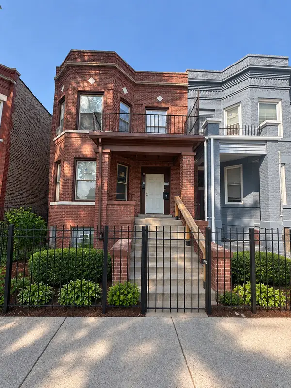 6820 S Prairie Avenue, Chicago, IL 60637