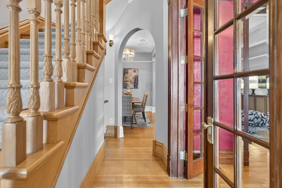 634 W Briar Place, Chicago, IL 60657 - #2