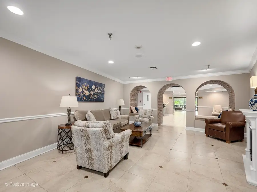 701 Lake Hinsdale Drive #410, Willowbrook, IL 60527 - #3
