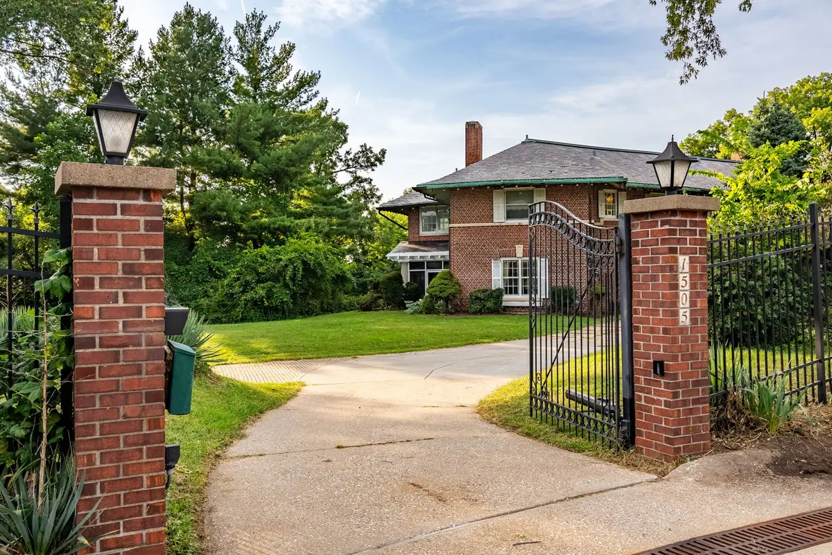 1505 19th Avenue, Rock Island, IL 61201 - #1