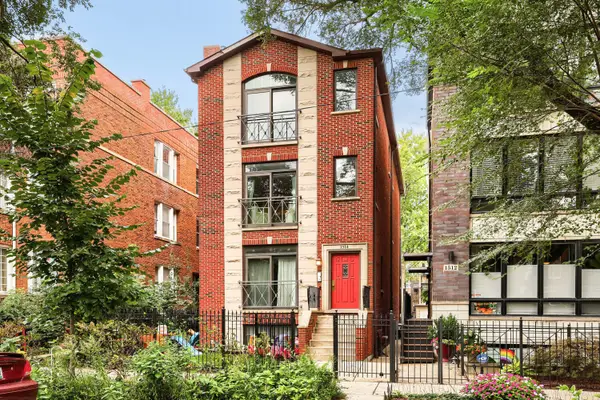 1514 W Victoria Street #2, Chicago, IL 60660