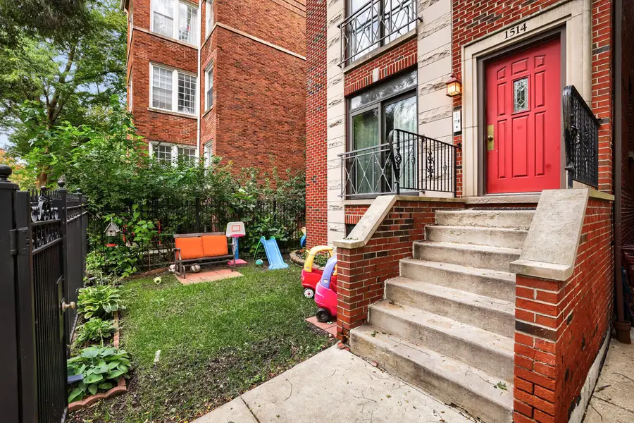 1514 W Victoria Street #2, Chicago, IL 60660 - #2