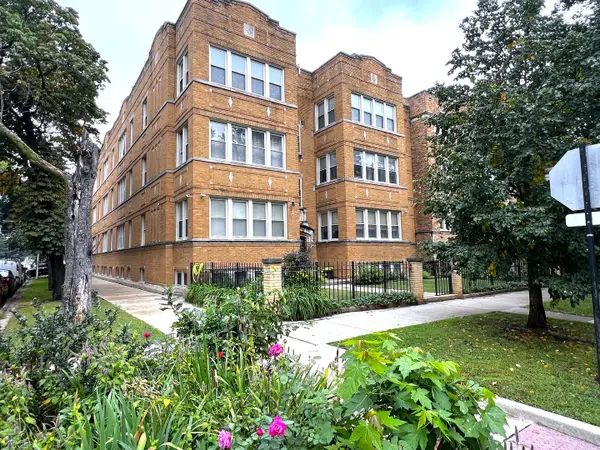 7433 N Hoyne Avenue #2, Chicago, IL 60645