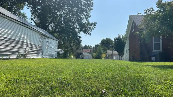 1222 Lind Street, Quincy, IL 62301