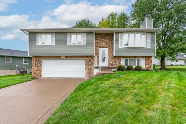 3426 Ridge Court, Davenport, IA 52806
