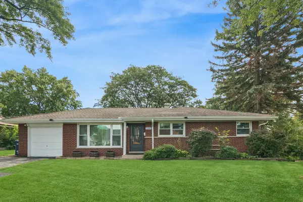 11325 S Nashville Avenue, Worth, IL 60482