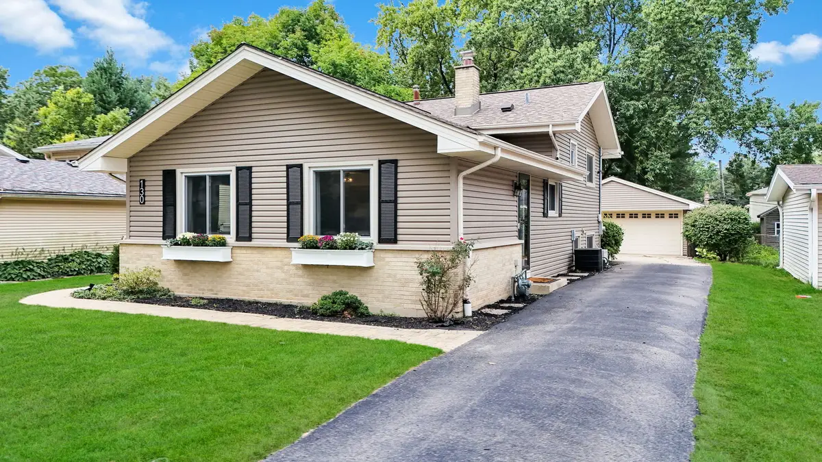 130 S Milton Avenue, Glen Ellyn, IL 60137 - #1