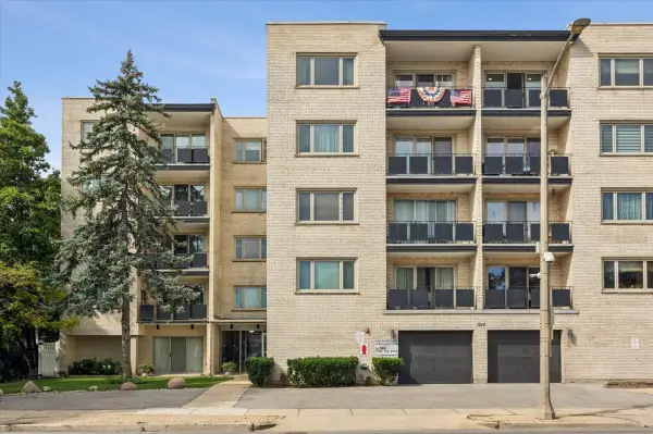 1010 N Harlem Avenue #504, River Forest, IL 60305