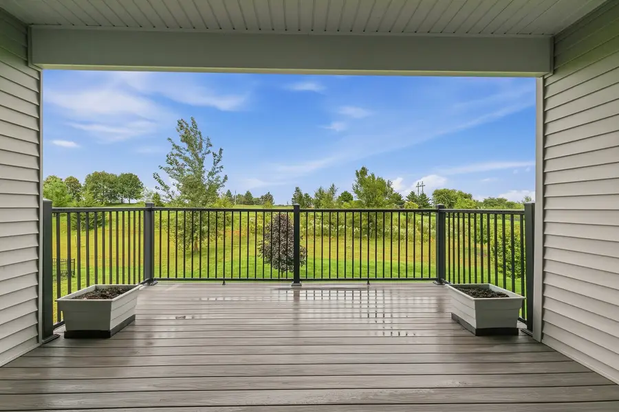 6475 Fairhaven Road, Davenport, IA 52807 - #3