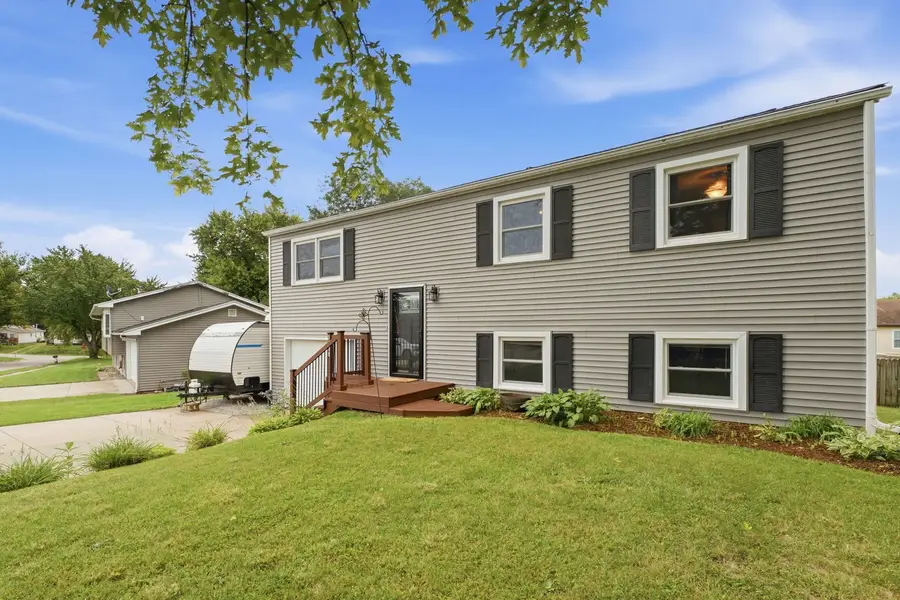 1428 Glenwood Drive, Le Claire, IA 52753 - #3