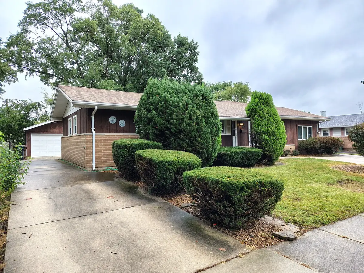 15017 Sunset Avenue, Oak Forest, IL 60452 - #1