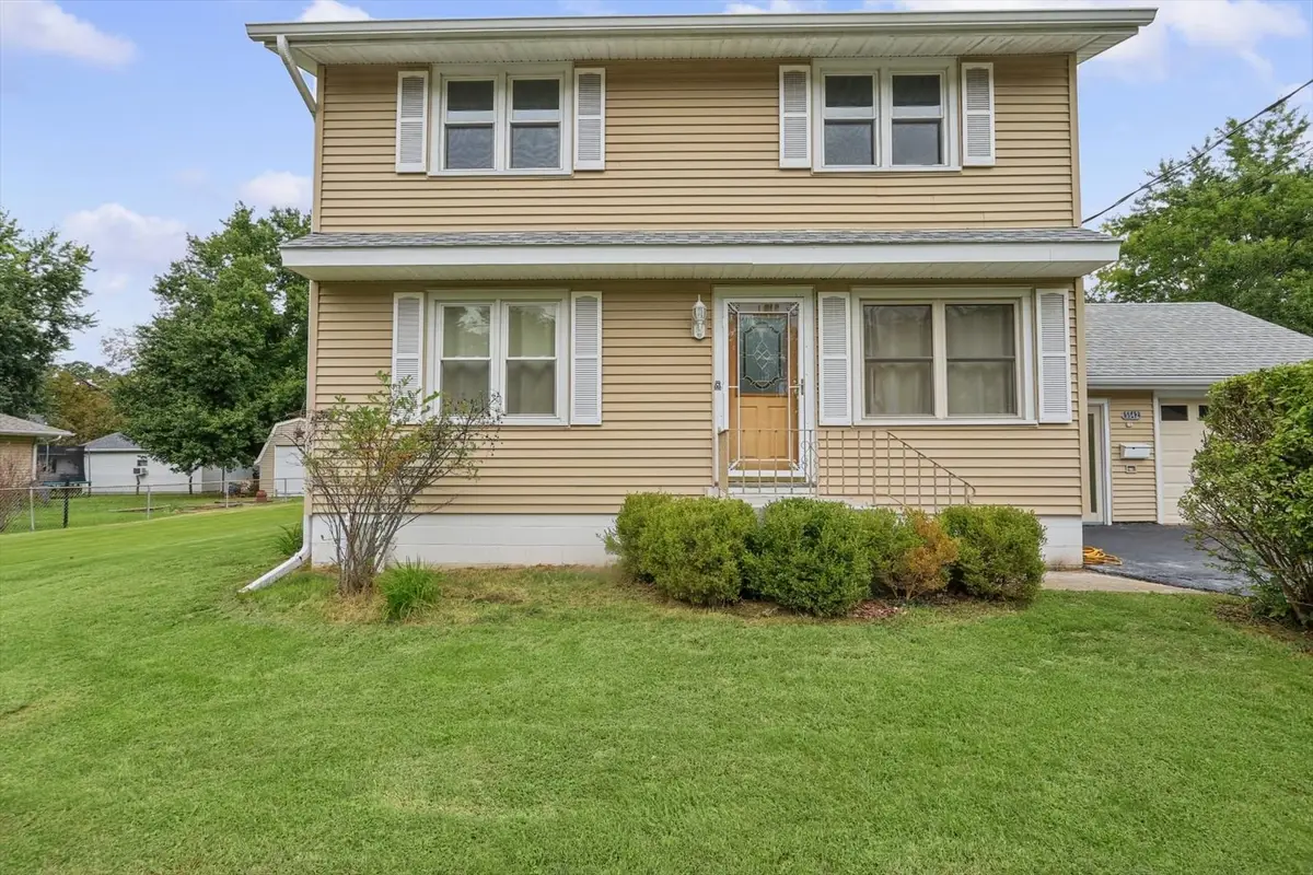 5542 Thrush Avenue, Decatur, IL 62521 - #1