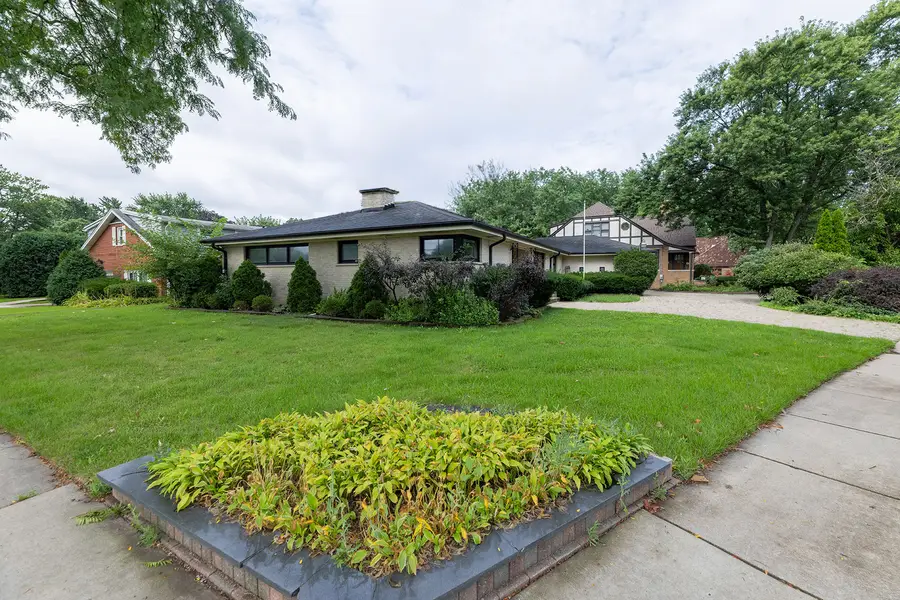 1501 W Talcott Road, Park Ridge, IL 60068 - #2