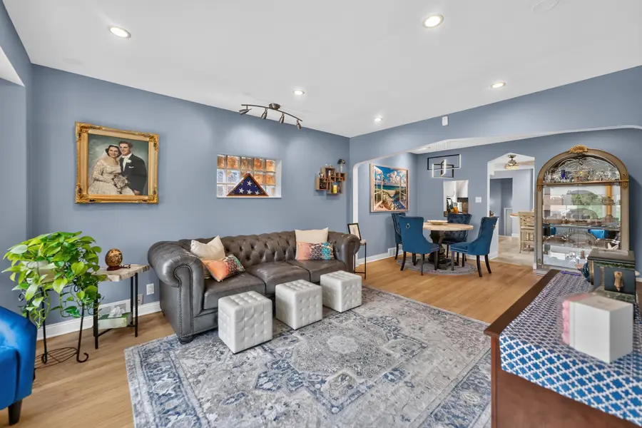 3406 N Oleander Avenue, Chicago, IL 60634 - #2