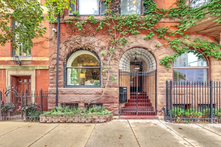 1034 N La Salle Drive, Chicago, IL 60610 - #3