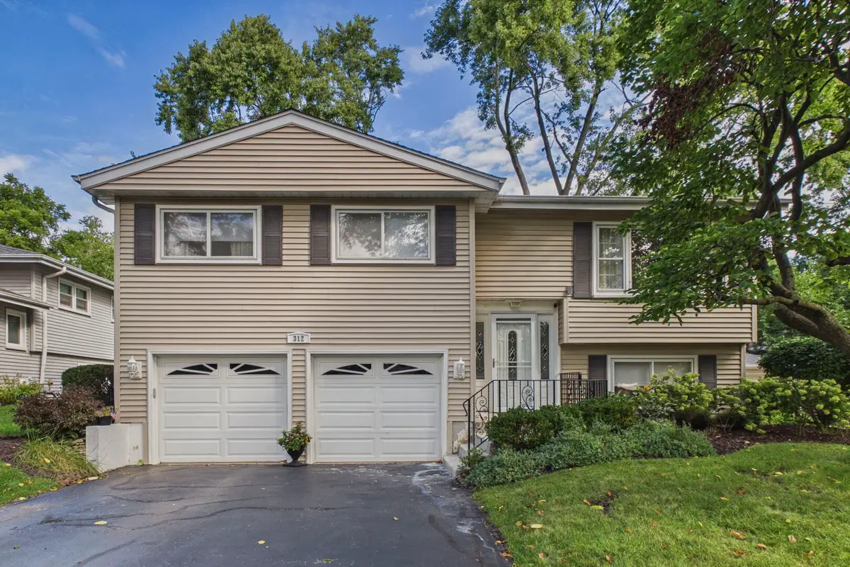 312 W Goebel Drive, Lombard, IL 60148 - #1