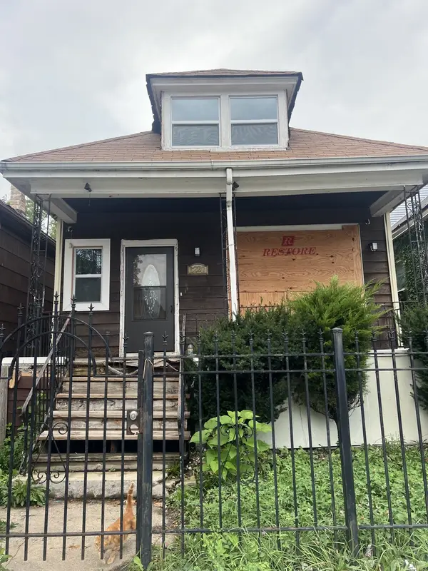 1220 W 74th Street, Chicago, IL 60636