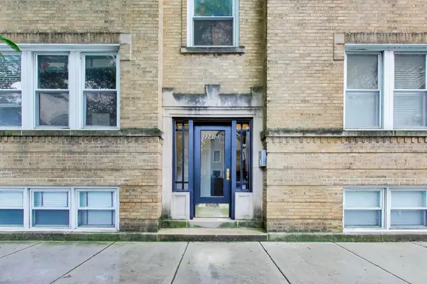 2243 W Ainslie Street #3W, Chicago, IL 60625