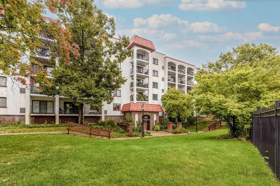 475 Plum Creek Drive #304, Wheeling, IL 60090 - #3
