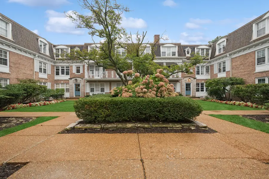 2300 Central Street #3, Evanston, IL 60201 - #2