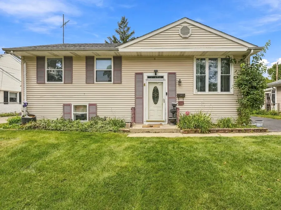 909 Cypress Lane, Joliet, IL 60435 - #3