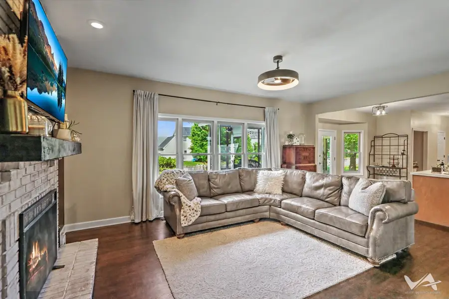 39W700 Green Place, Geneva, IL 60134 - #2