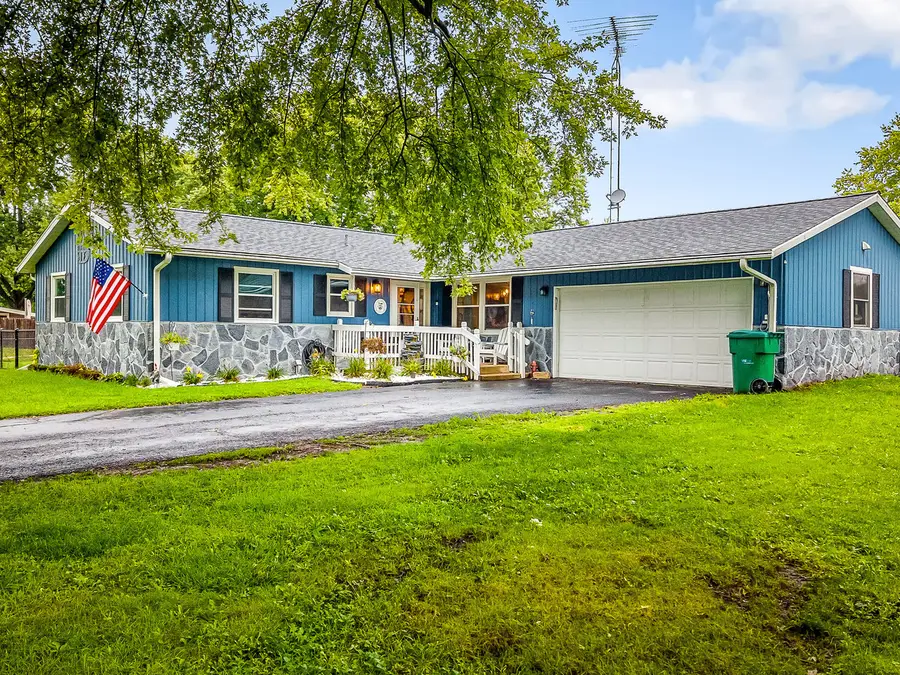 5349 Lawrence Drive, Kirkland, IL 60146 - #2
