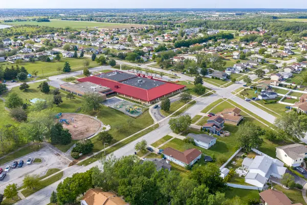 239 Willow Road, Matteson, IL 60443