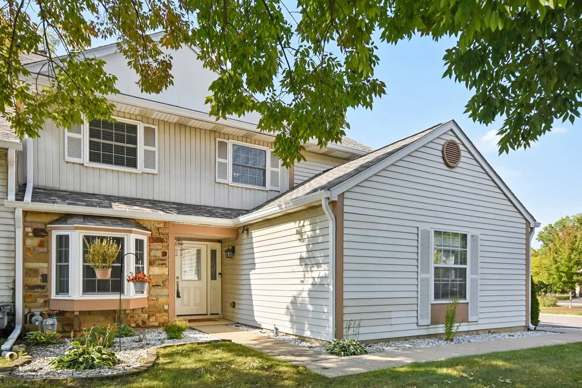 345 Ascot Lane, Streamwood, IL 60107 - #1