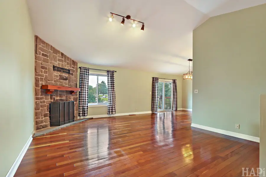 317 Quist Court, Grayslake, IL 60030 - #3