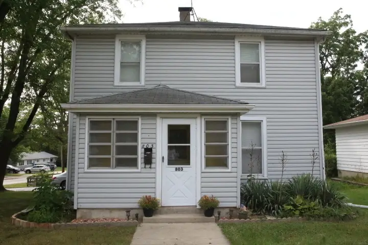803 N Washington Avenue, Batavia, IL 60510 - #2