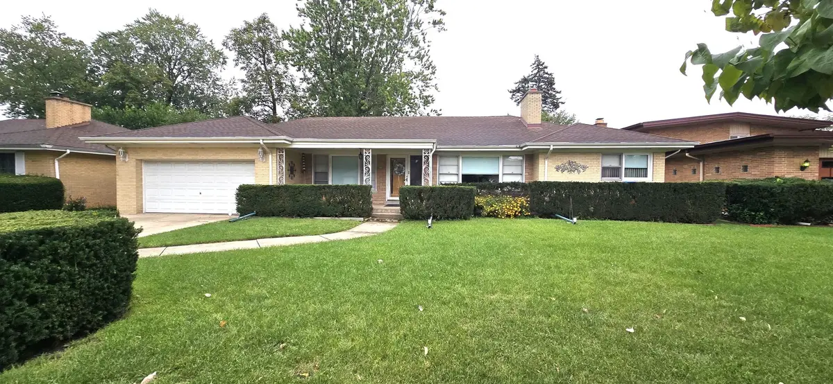 6425 N Knox Avenue, Lincolnwood, IL 60712 - #1