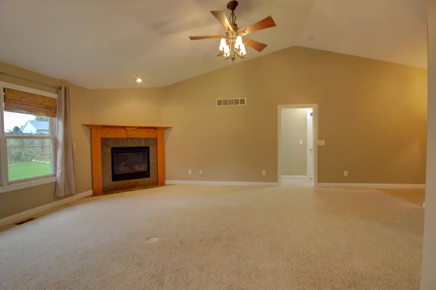 2215 W 59th Street, Davenport, IA 52806 - #3