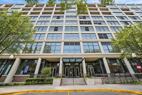 900 N Kingsbury Street #971, Chicago, IL 60610