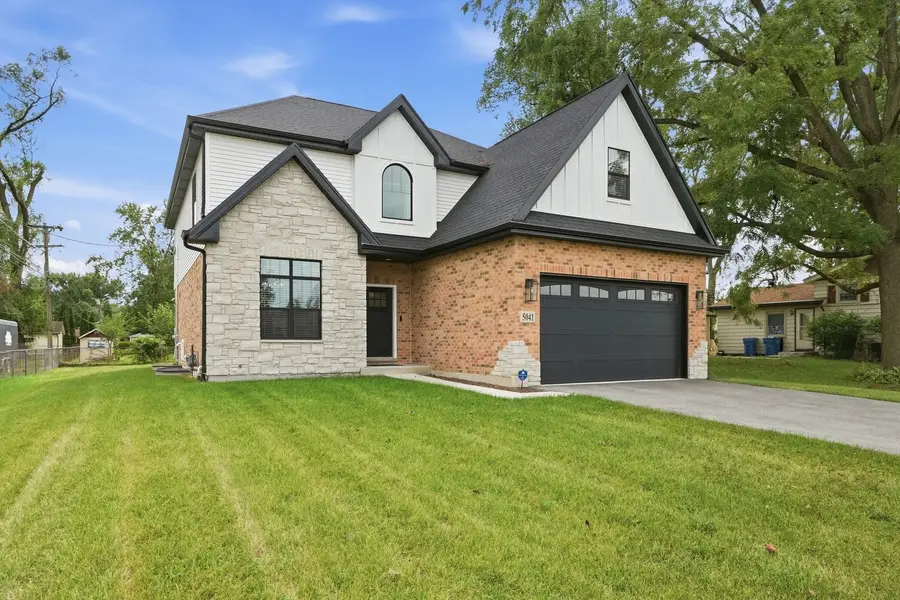 5041 137th Street, Crestwood, IL 60418 - #3