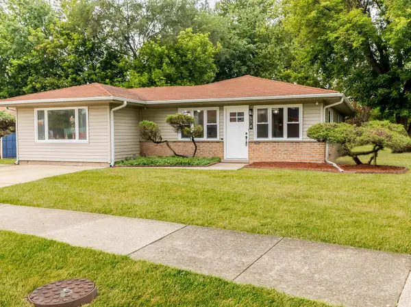 574 Lakewood Boulevard, Park Forest, IL 60466