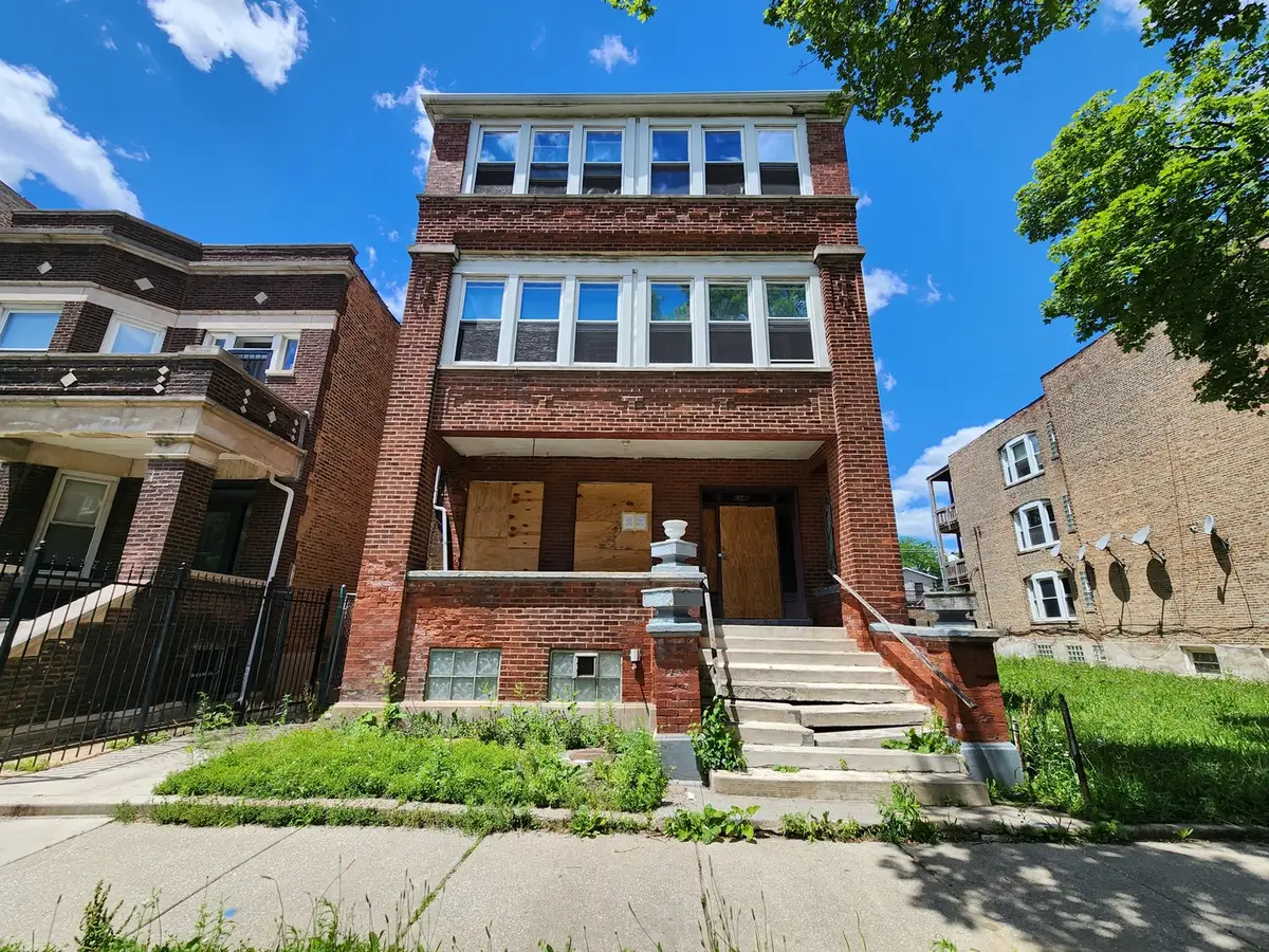 6146 S Vernon Avenue, Chicago, IL 60637 - #1