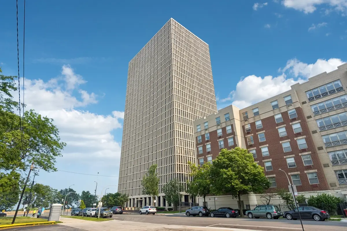 6700 S South Shore Drive #24K, Chicago, IL 60649 - #1
