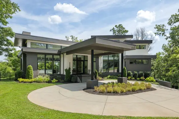 663 Hunters Trail, Nashville, TN 37209