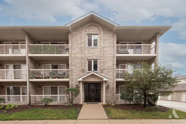 6644 W 65th Street #2N, Chicago, IL 60638