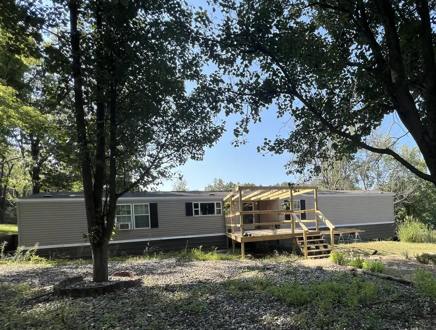 8957 Grassy Road, Marion, IL 62959 - #2