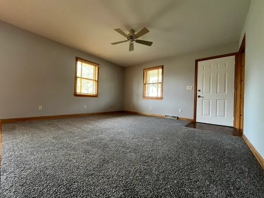 1014 Walnut Street, Ottawa, IL 61350 - #2
