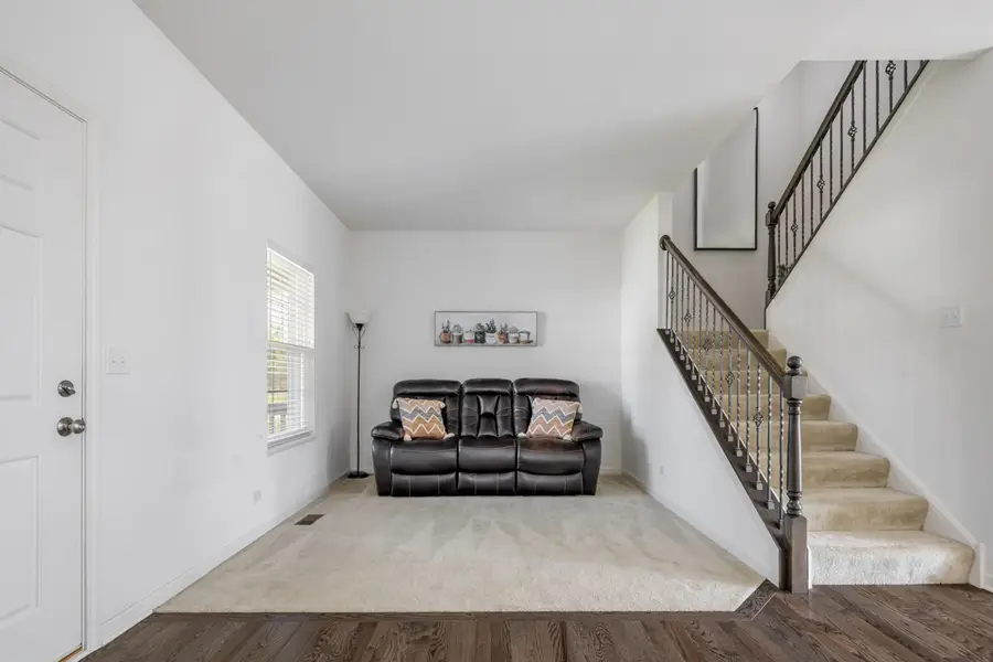 103 Chesterton Drive, Volo, IL 60020 - #2