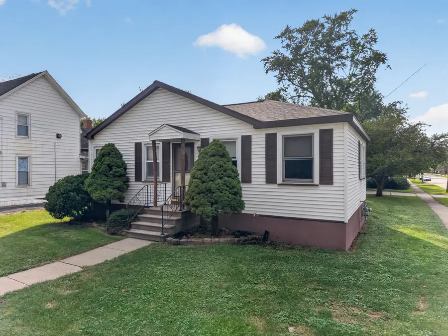 105 S Main Street, Seneca, IL 61360 - #2