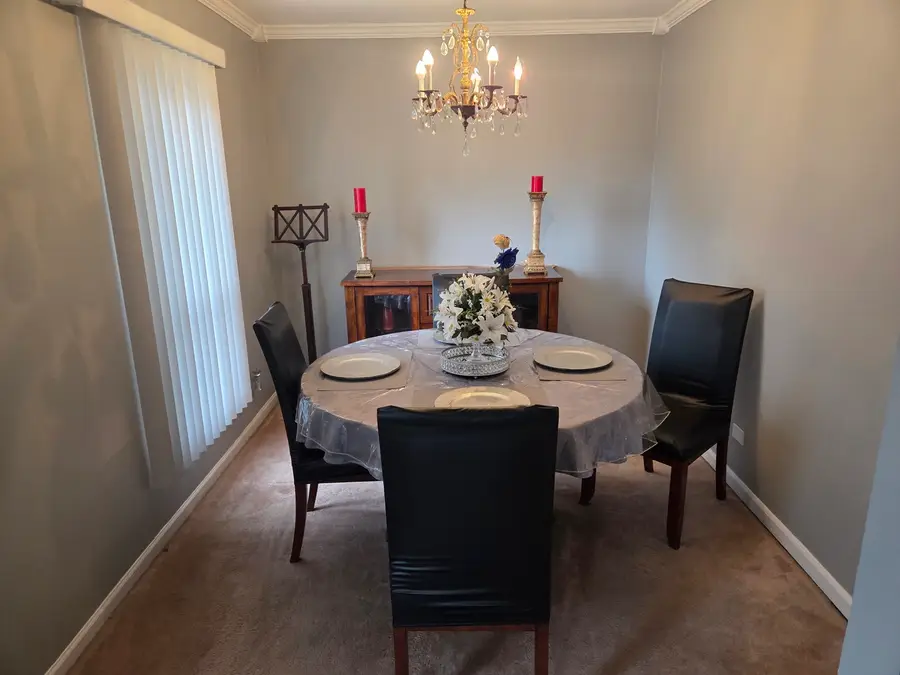 1866 Wellington Place, Hoffman Estates, IL 60169 - #3