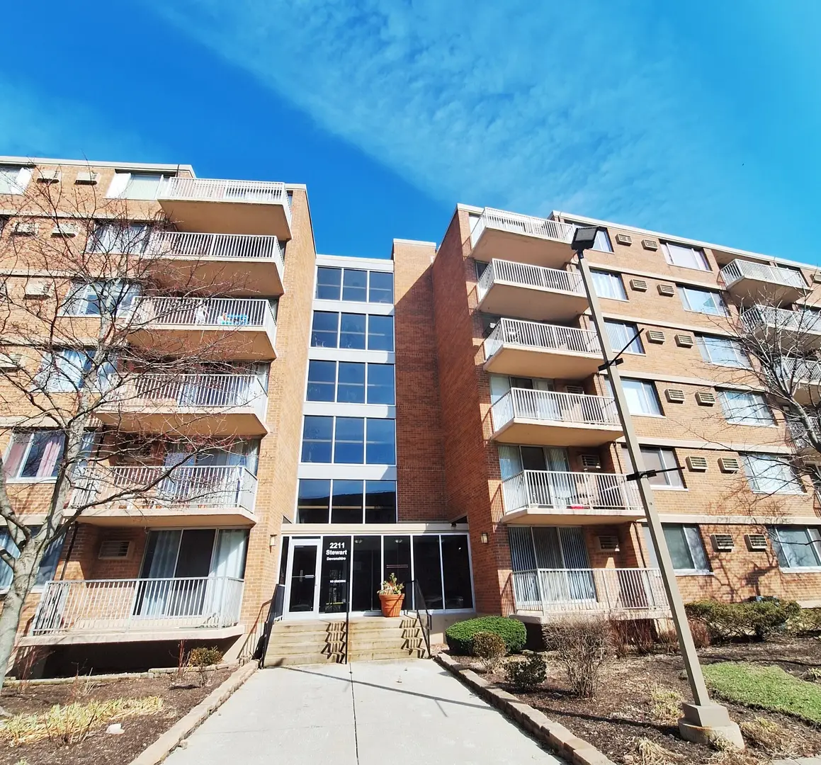 2211 S Stewart Avenue #4A, Lombard, IL 60148 - #1