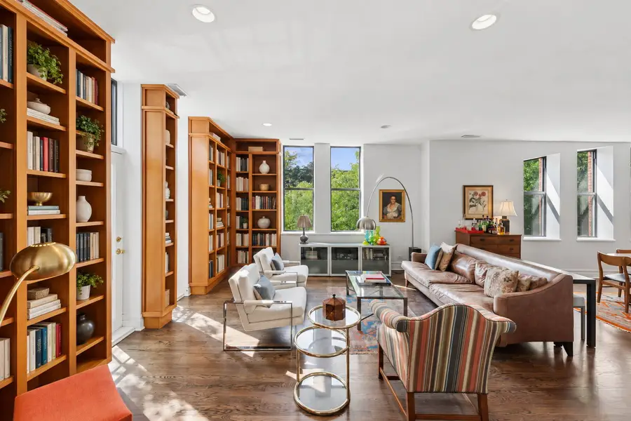 3100 N Kenmore Avenue #3J, Chicago, IL 60657 - #2