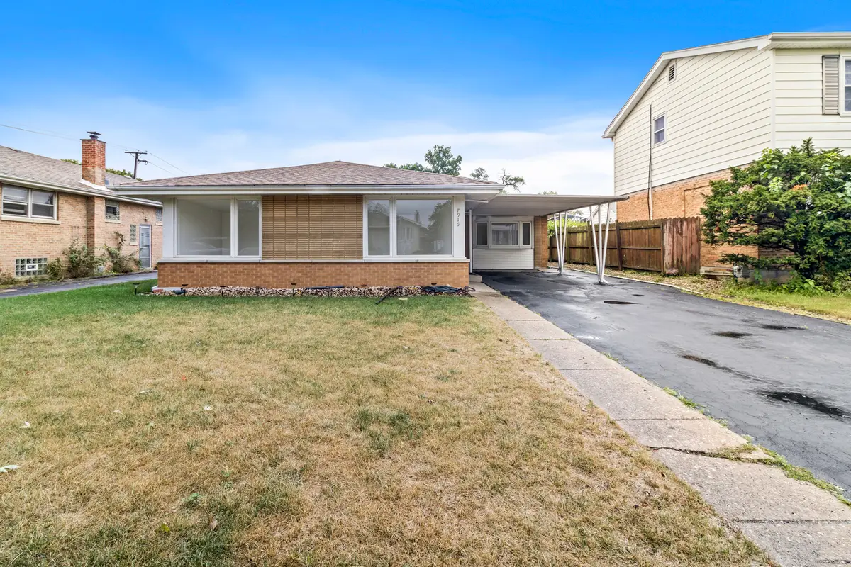 7915 Massasoit Avenue, Burbank, IL 60459 - #1