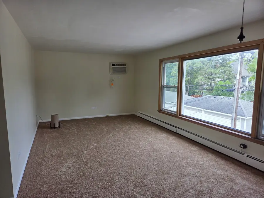 420 S Kenilworth Avenue #18, Oak Park, IL 60302 - #2